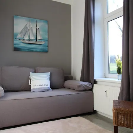 Feel Apartment *