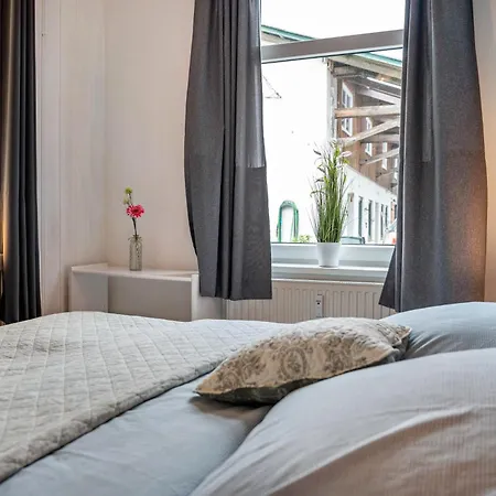 Apartment Feel